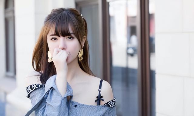 她是隐藏最深的富婆，童颜巨乳躺赚上亿，21岁打败王菲却主动过气