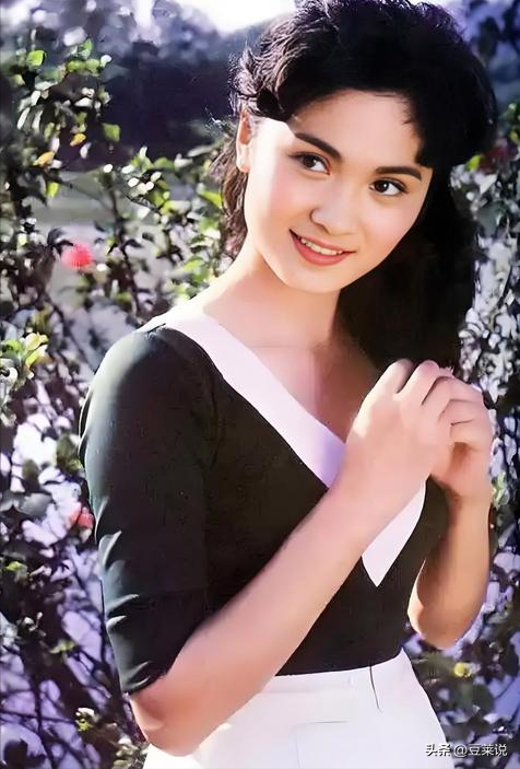 80年代家喻户晓的女演员，嫁给军委副主席儿子，离婚后混得如何？