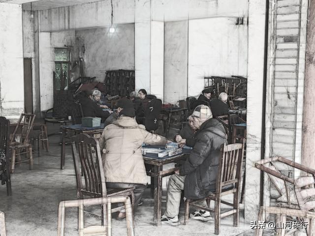 成都人的周末“偷闲”：上午三道堰喝茶，下午蝴蝶村遛娃