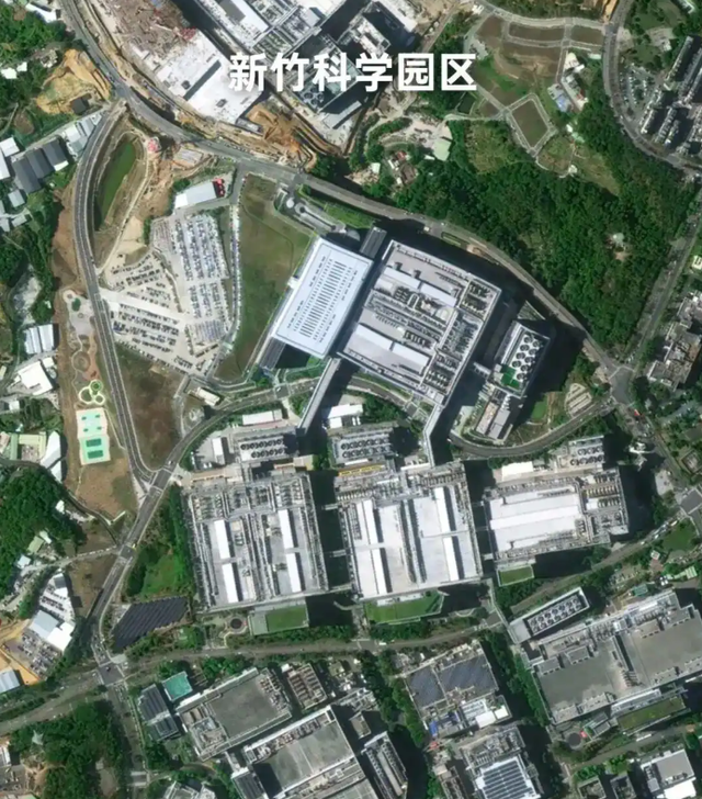 央视释放重要信号！535公里高空俯拍台湾，台北大小街道一览无余