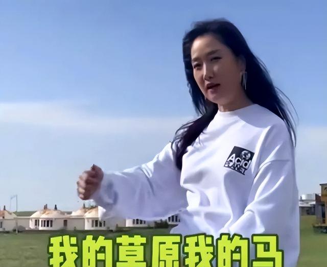 两人默契搭档23年却没成夫妻，如今一个年入千万，一个负债累累