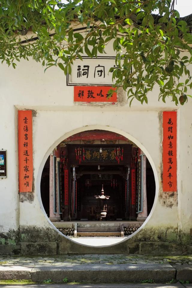国庆反向出游battle局，这个景美人少好吃的小城必有一席之地！