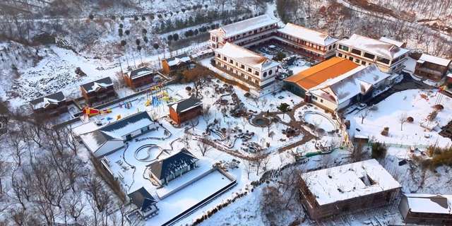 不说了，我真的要去“泡汤”了.o°•.°•O.o°•.°