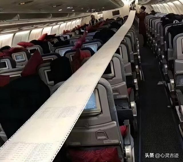 印度是空姐的噩梦？在飞机厕所洗手池上拉屎，一出机场臭味扑鼻