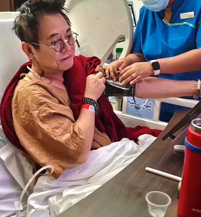 钱再多有什么用？62岁李连杰病情再次恶化，才懂成龙那番话含金量