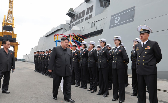 金正恩登舰传递出什么信号