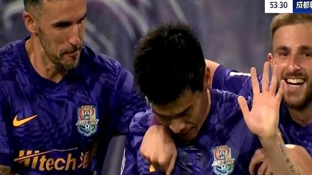 3-1！2-1！中超乱了：浙江逆转升班马，海港连胜，天津双杀成都！