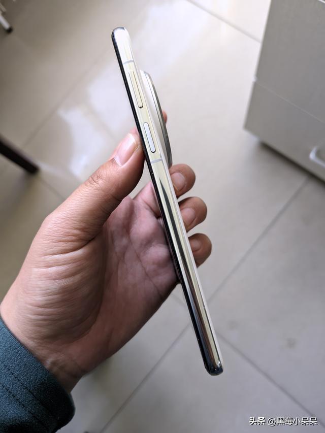 华为mate70pro 还是挺不错的！