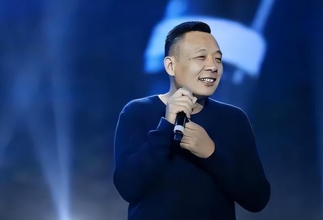 胖东来聘刑释人员不到一个月，人民日报发声，于东来社会地位变了