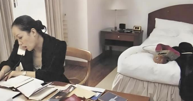 败光两任亿万家产，为还债拍三级片	，如今62岁坦言后悔嫁给钟镇涛