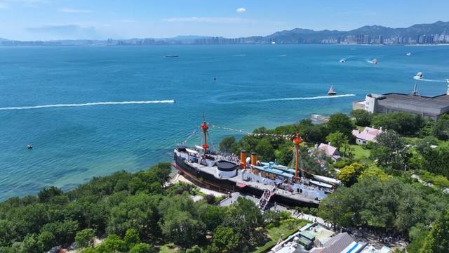 嗨 ~ 海 海 海 海 海 ~