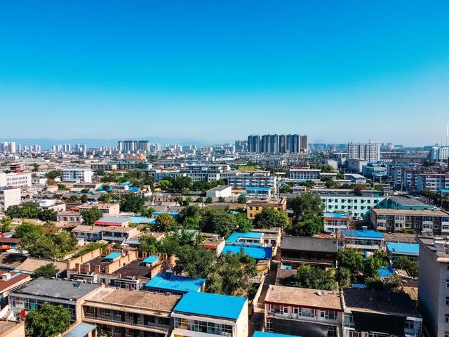 山西面积最小的城市，曾靠煤炭发展经济，如今转型成旅游城市