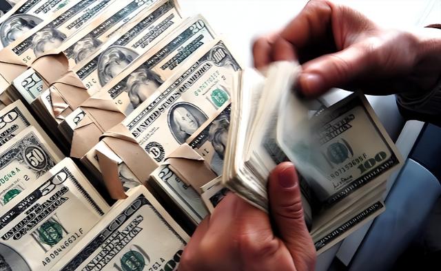 北京打来电话	，特朗普直接中断采访，中方提出一个要求，事关台海