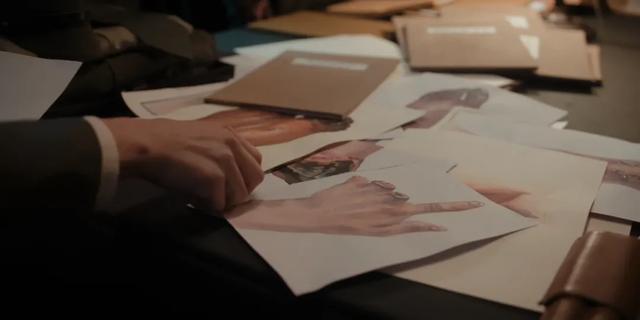 《反人类暴行》涨到8.7,年度剧王实至名归