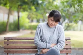 胃里总是感觉灼热？烧心反酸停不下？医生教你调理，酸止胃安！图片