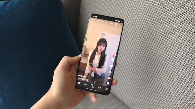 毕业季手机推荐： 荣耀300 Pro，全能旗舰，真香之选