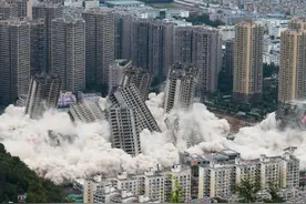 从欧美看中国隐患：70年产权到期，高楼就是垃圾？炸不掉也修不好图片