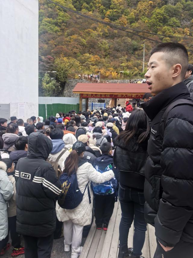 秋假第二天——邂逅毕棚沟的晚秋