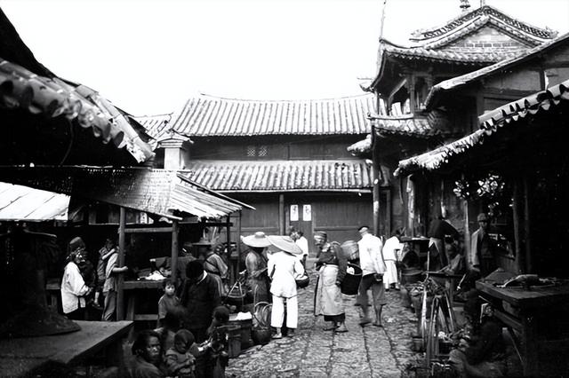 1930年的昆明风景 雄奇瑰丽的近日楼