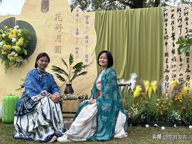 人气爆棚！假期首日东胜这里嗨翻天！
