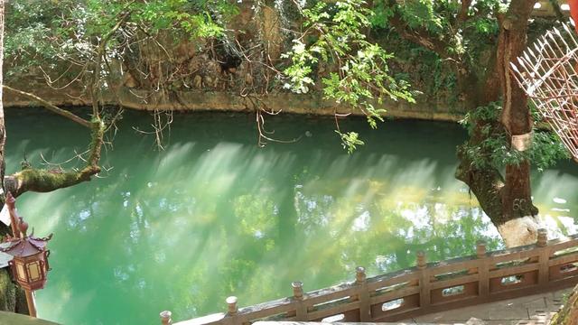 今天来到玉溪,误入龙泉胜地,古寺龙宫,泉池清澈,桃源仙境