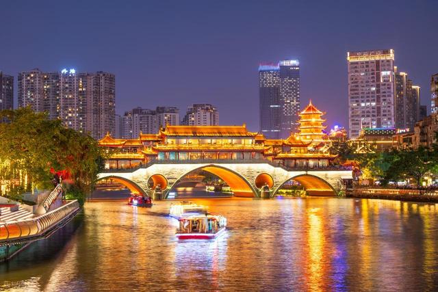 上海人，刚从成都回来，实在忍不住想说：对成都的5点印象