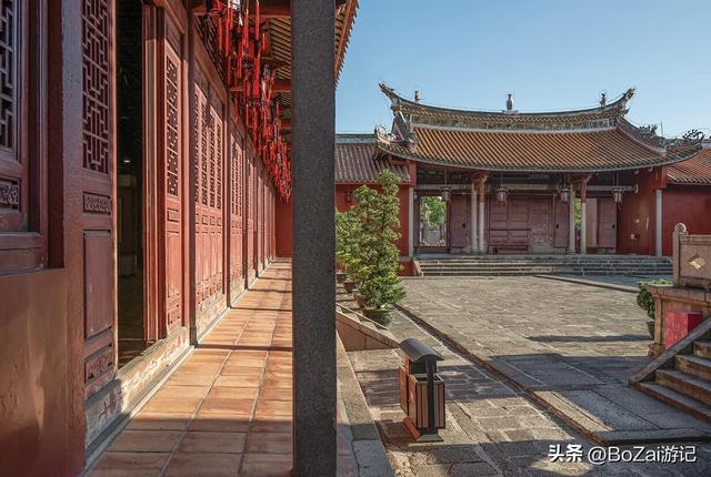 红墙藏古韵，鳌鱼萌出圈，揭阳学宫免费逛出惊喜感