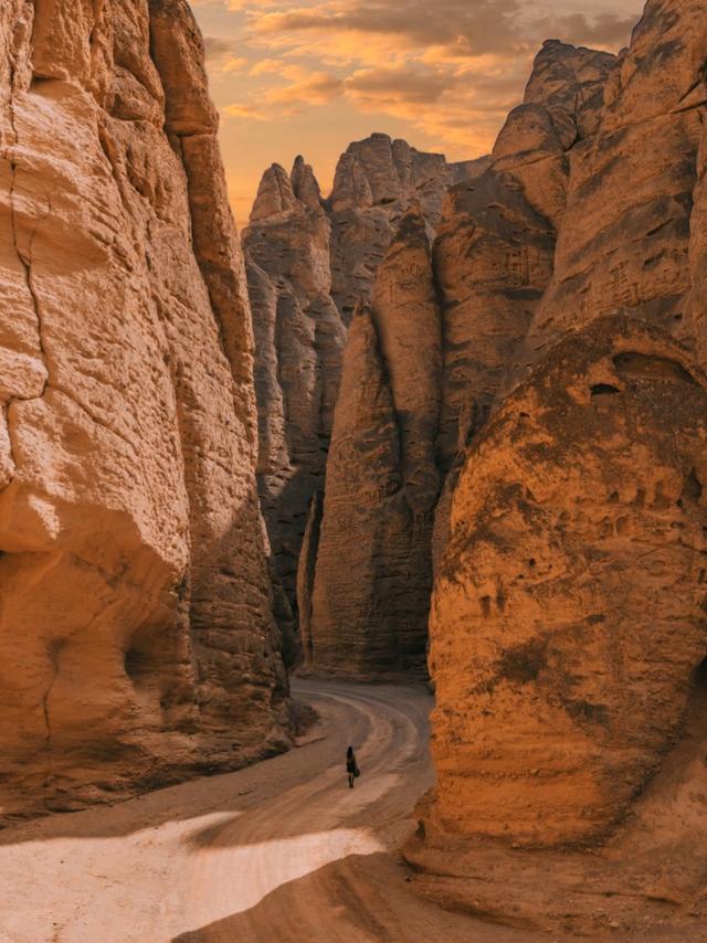 世界上只有甘肃才有的12大绝美景点