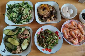 江西夫妻冷战4天，丈夫晒出二人伙食对比，网友：真实又搞笑图片