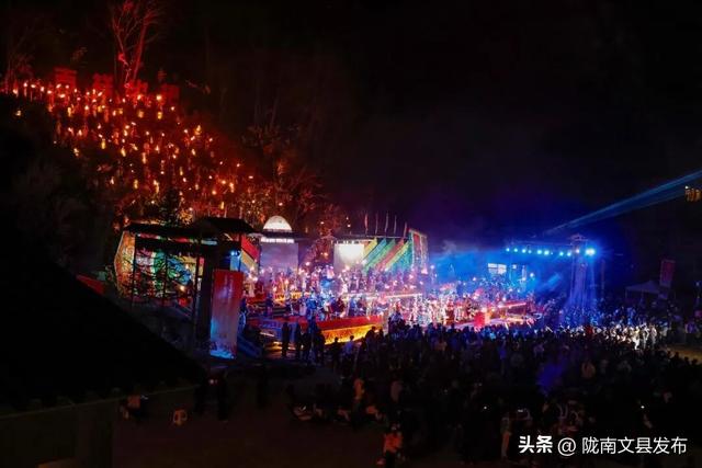 正月十五的白马山寨