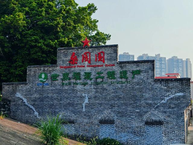 在勒北，偷一日闲，新旧交织引客来