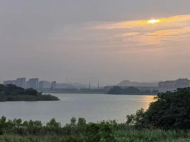 来老余杭，总不忘吃碗面