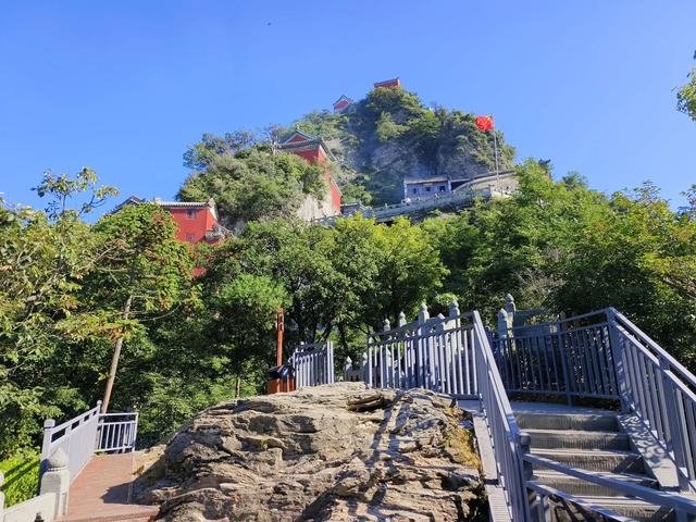 【视界】夏日炎炎，武当山景区热度不减！