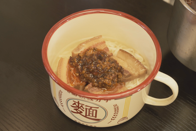 “呜——”张裕微醺号发车了～走，一起到红酒海岸打卡！