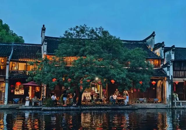 全国古镇,批量倒闭