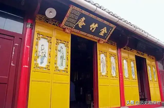 这就是蒋介石父母的真实样貌，其父外号“埠头黄鳝”，罕见老照片