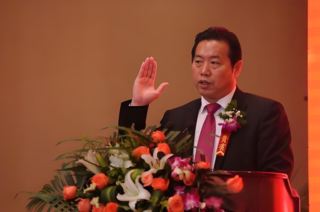 江苏徐州第三大民企：年入275.57亿！掌门人27岁任厂长，三次创业
