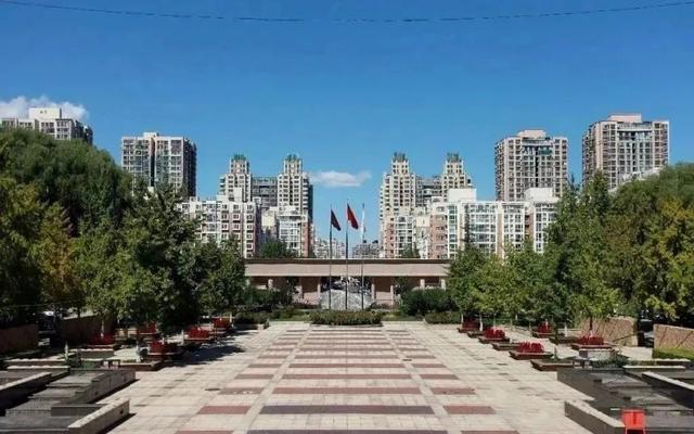 北京综合实力强的3所双非大学，首经贸第一，北工商第三