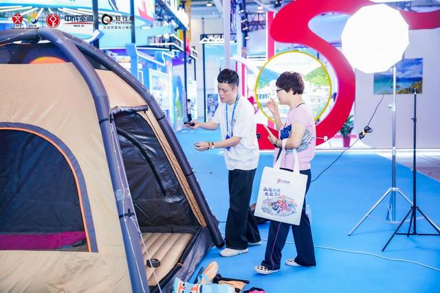 燃爆两博会！中成空间“多元气膜+户外装备”解锁自然星级体验