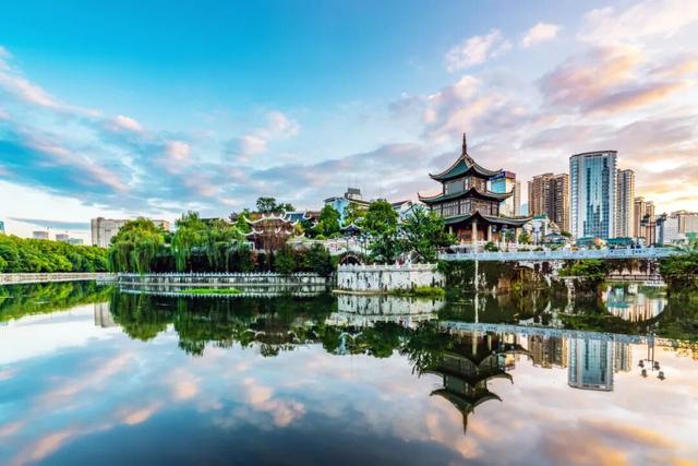 淡季来封神的地方，本地人清空收藏夹的的玩乐清单就看这篇了