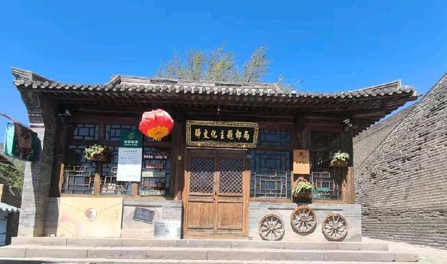 参观游览古代的邮局——河北鸡鸣驿站