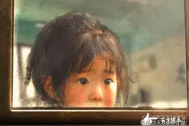在孤儿院工作的第十年，我亲手教会一个男人如何做“好爸爸”图片