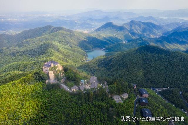 江浙沪 2h 微度假攻略｜5 个神仙地 48h 躺平计划，打工人逃离城市必藏