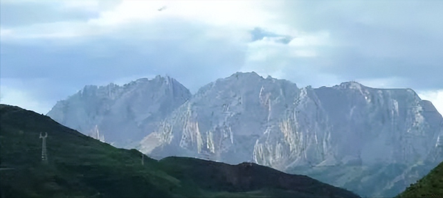 西藏谷布“神山”，每个灵魂都需要一次洗涤的终极秘境