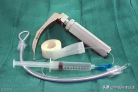 裤子脱了，躺床上！说说医院那些让人脸红的检查，一个比一个尴尬图片