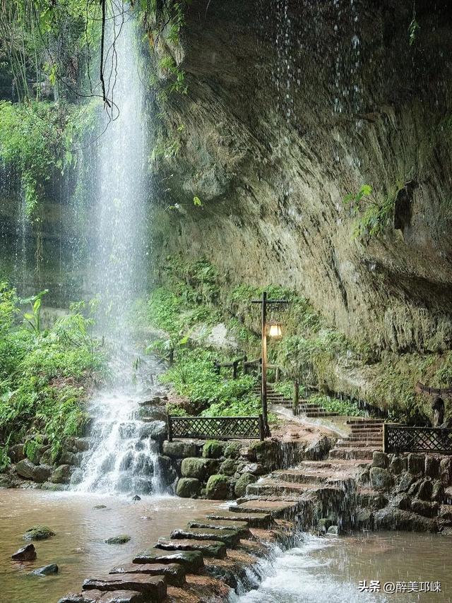 深秋想赴一场“森”系约会？来邛崃就够了！