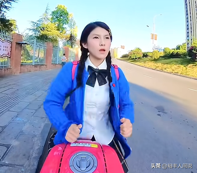 贵州女骑手郑瑶去世，年仅21岁，友人曝原因，再有一年护士转正