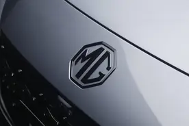 为什么英国血统的名爵（MG）汽车，比日韩车还便宜？图片