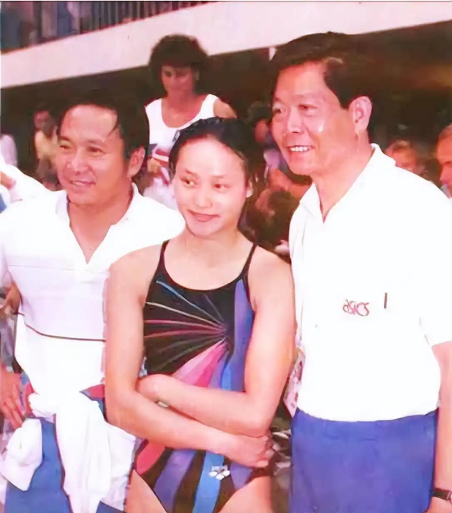 郭晶晶没想到，移居美国惨遭丈夫抛弃的高敏，已走上另一条上坡路