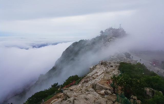 天下泰山·岱宗万象丨夏韵泰山 云海织梦